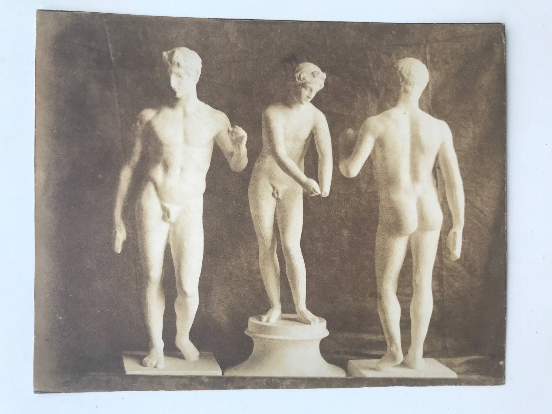 Miniature du produit 3 statues de style antique.
