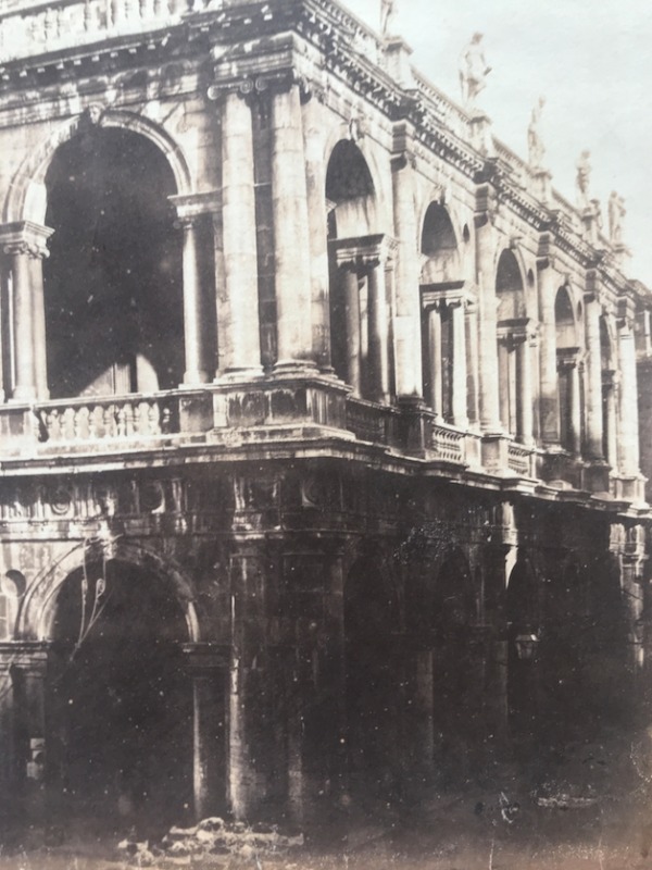 Product image Basilica Vincenza. Basilique palladienne.
