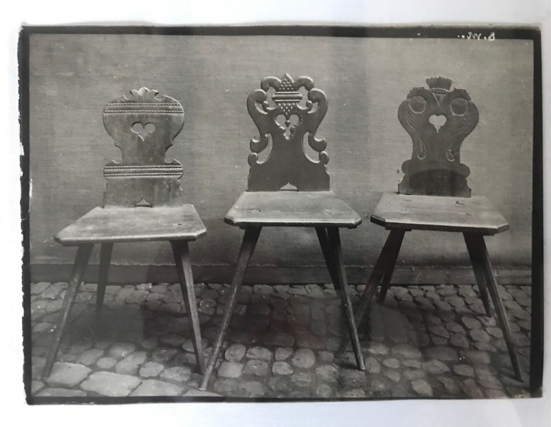 Product image Chairs in series.