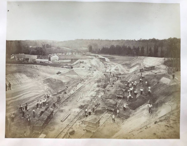 Product image Chantier de construction d'une ligne de chemin de fer.