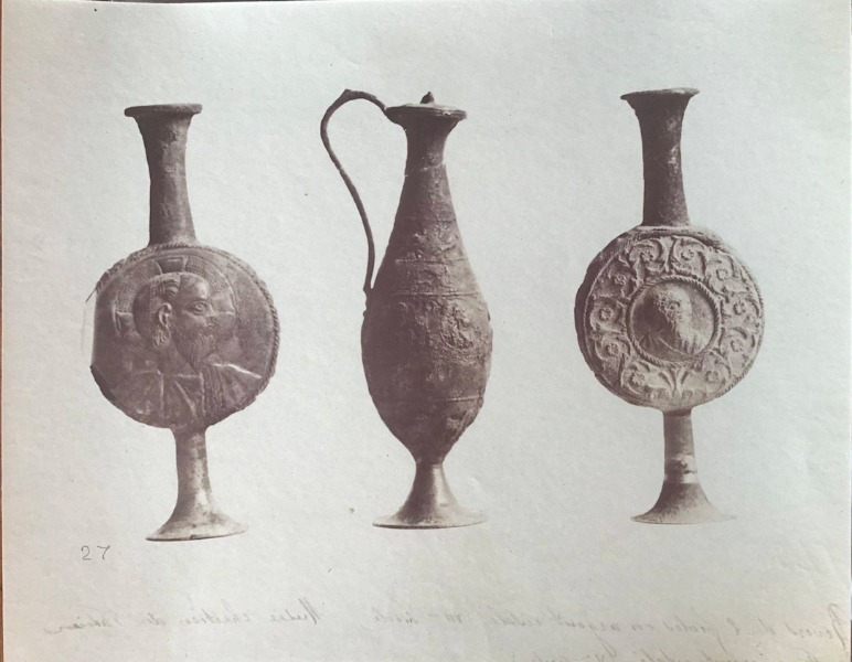 Product image Fioles en argent. Musée du Vatican.