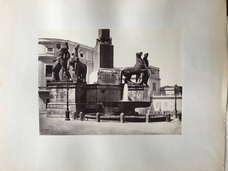 Image du produit Fontaine des dioscures. Quirinale à Rome.