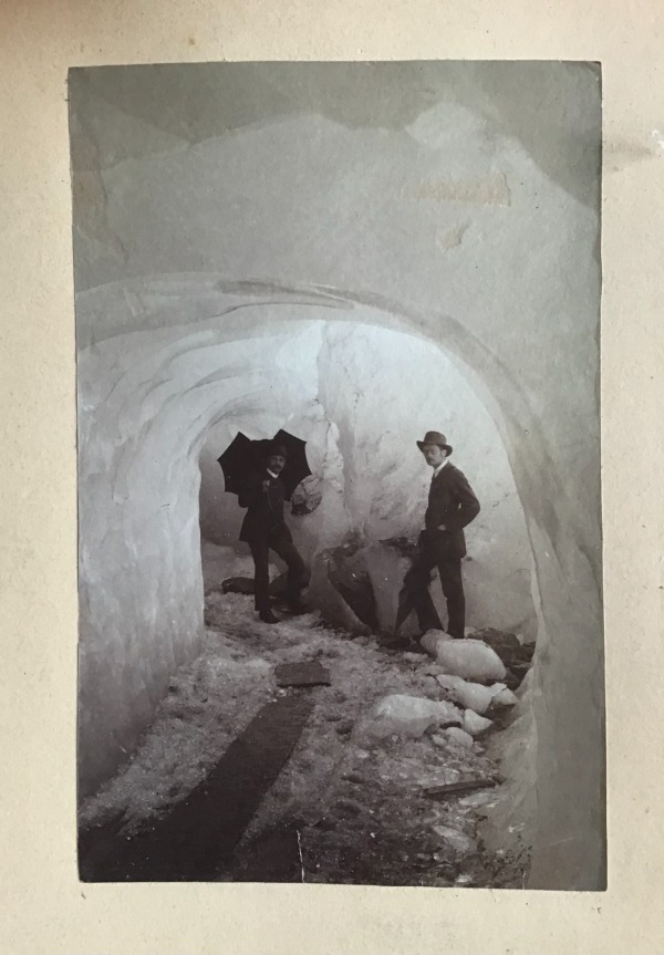 Product image Grindelwald. Grotte de glace.