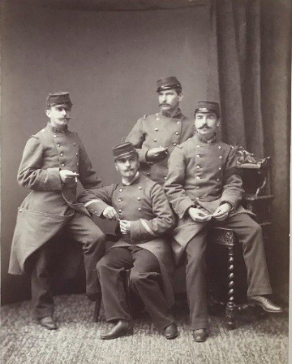 Image du produit Groupe de militaires. Vienne. 1880.
