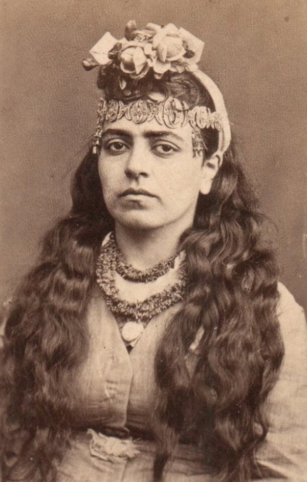 Image du produit Liban "Femme aux bijoux" - Photographie Anonyme 1870's - Lebanon Woman Albumen CDV
