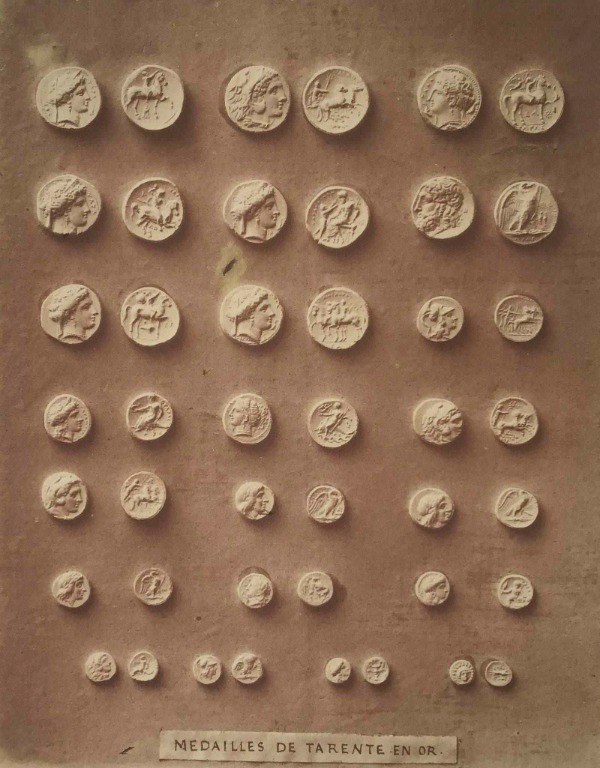 Product image Médailles de Tarente en or. Vers 1854.