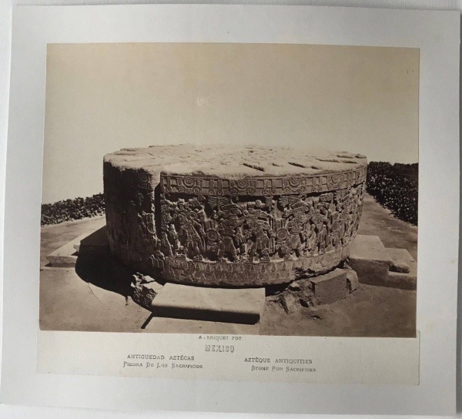 Product image Mexico. Antiquités Aztèques, la pierre du sacrifice.