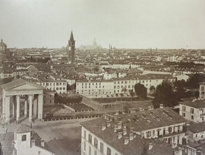 Product image Milan. Vue générale