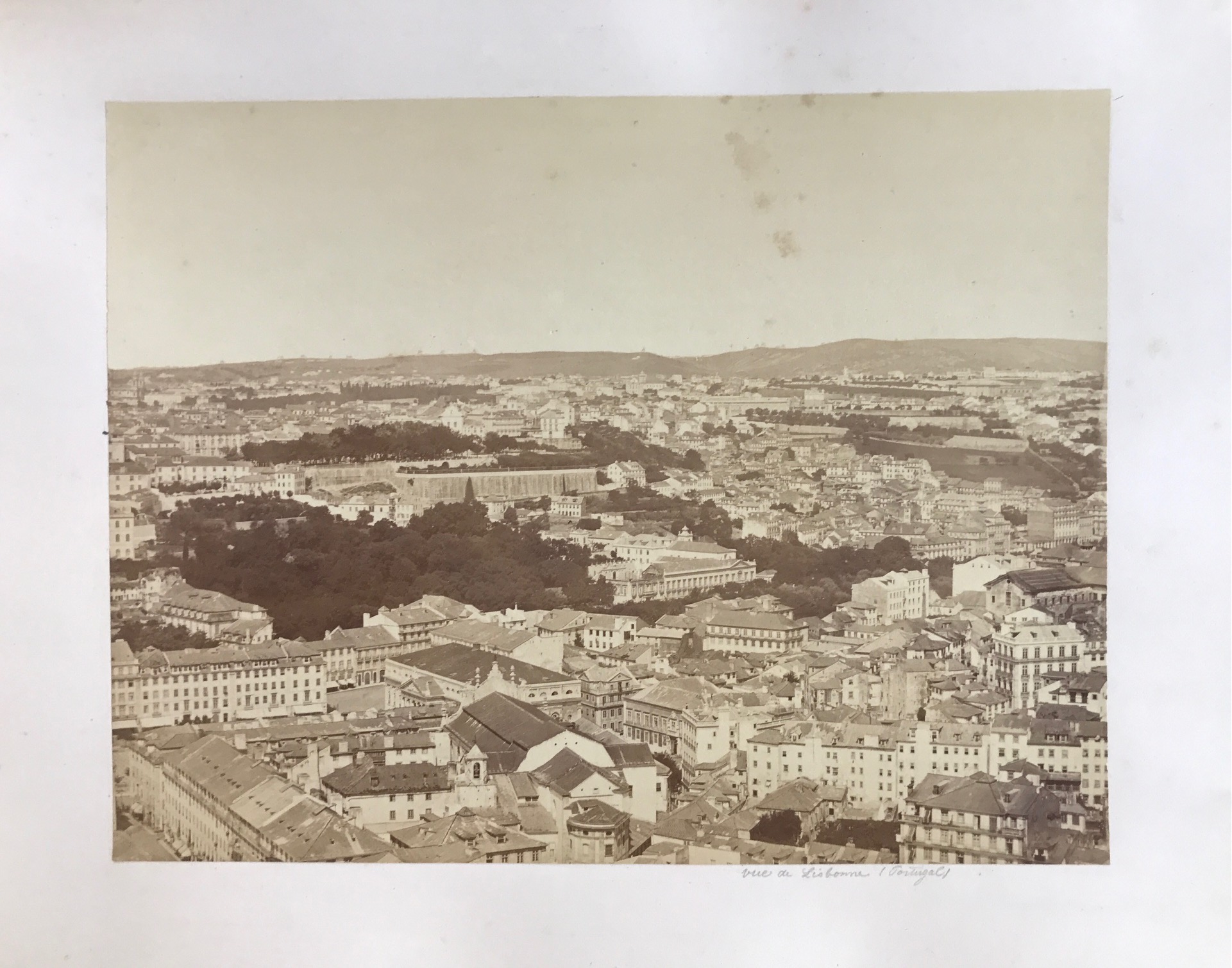 Miniature du produit Portugal. 1865. 19 photographies.