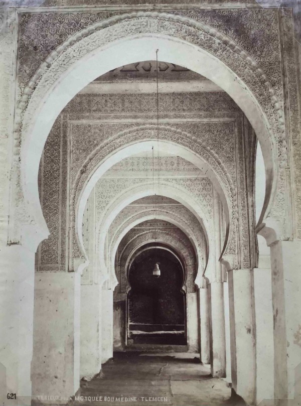 Product image Tlemcen. Mosquée. Perspective et détail d'architecture.
