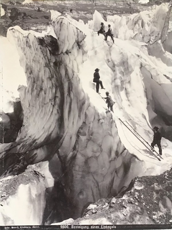 Product image Vallée de Chamonix. Mont-Blanc, traversée de crevasse.